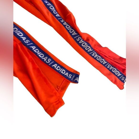 Boys Adidas sweatpants Med. Red with blue & white logo stripe - Picture 6 of 10